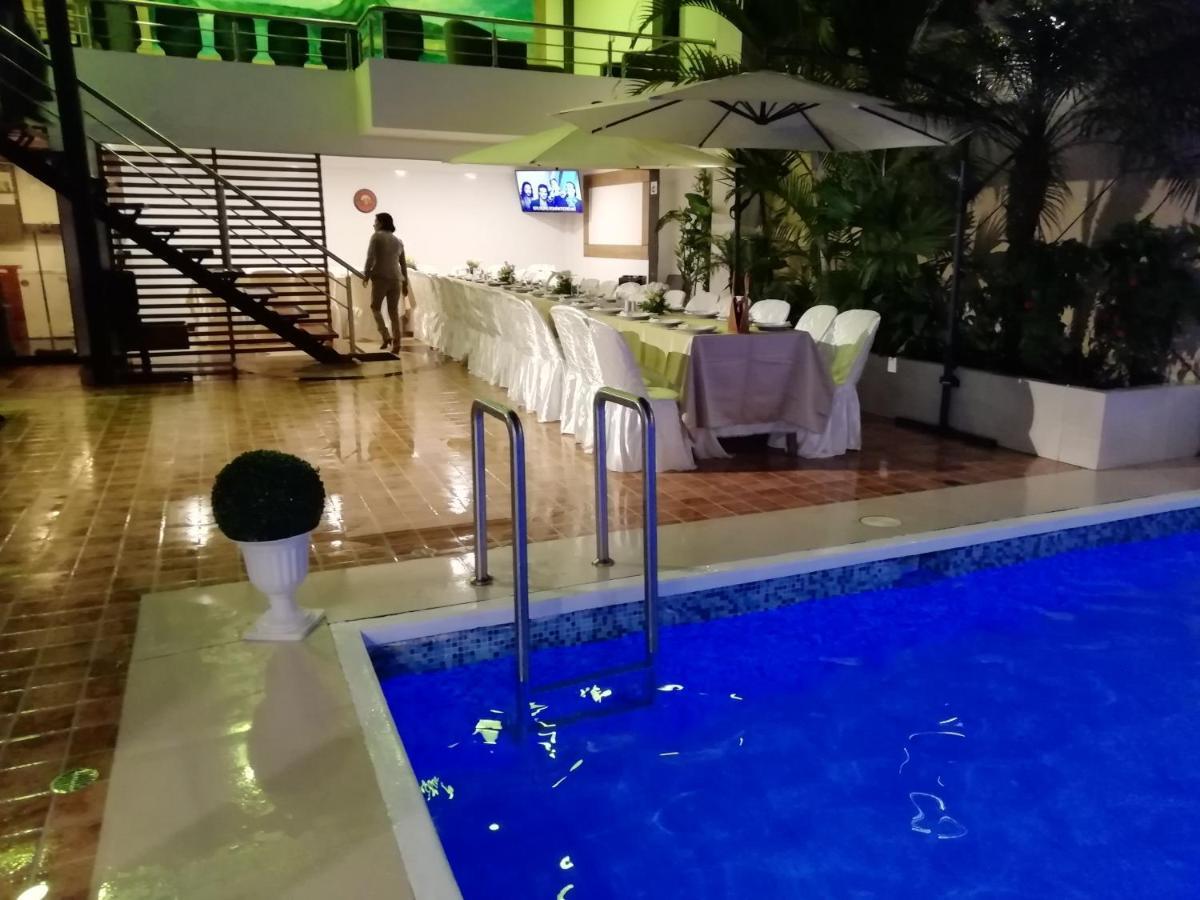 Murano Hotel Moyobamba Buitenkant foto