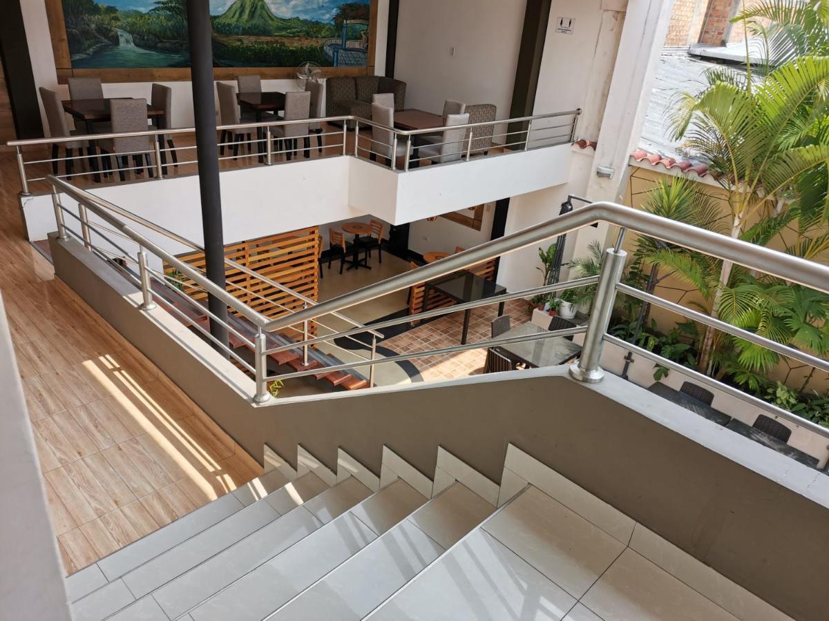 Murano Hotel Moyobamba Buitenkant foto
